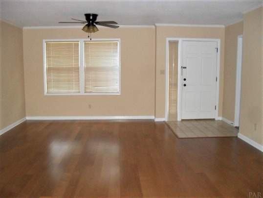 3411 Tide Dr - Photo 2 of 3