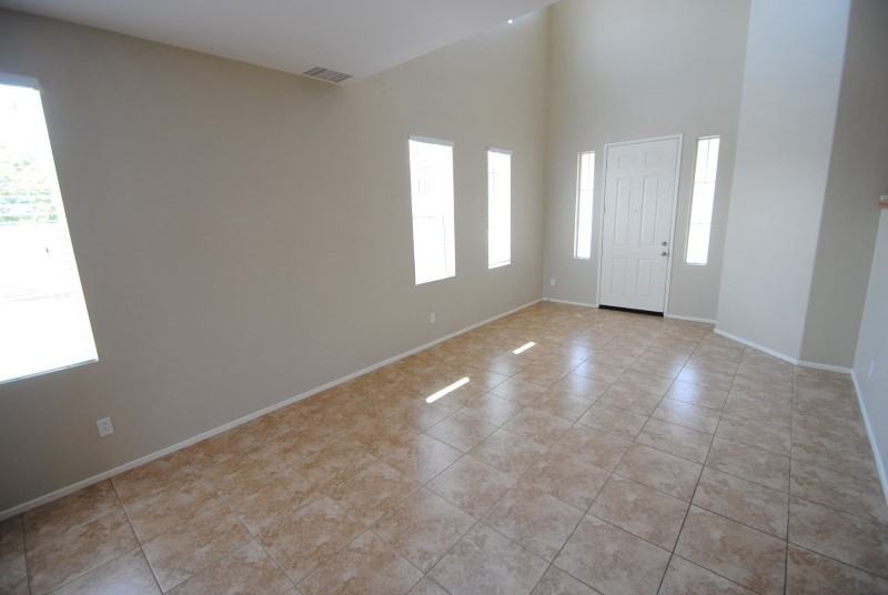 68 Graham St - Photo 3 of 14