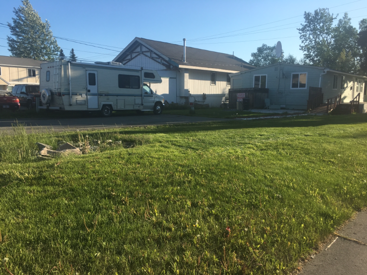 1108 E 12th Ave - Photo 3 of 9