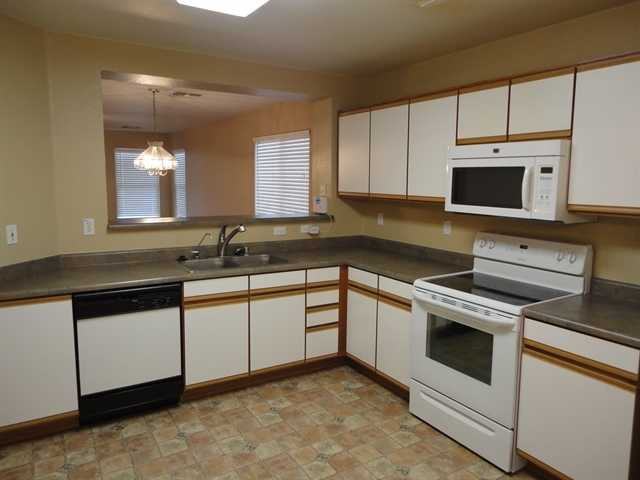 13350 W Canyon Creek Drive - Photo 3 of 10