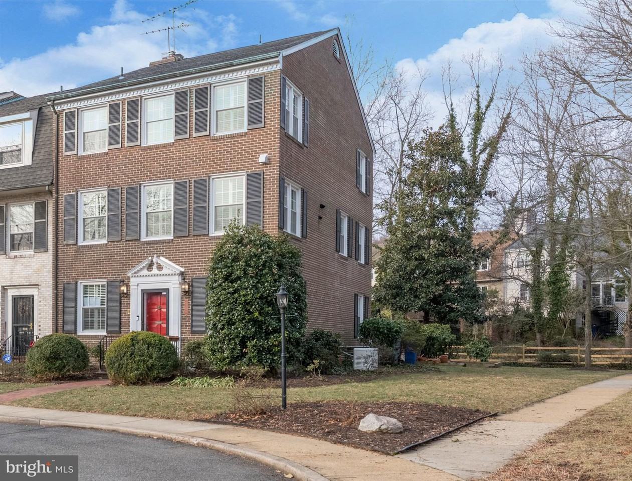 6306 Barrister Pl - Photo 2 of 32