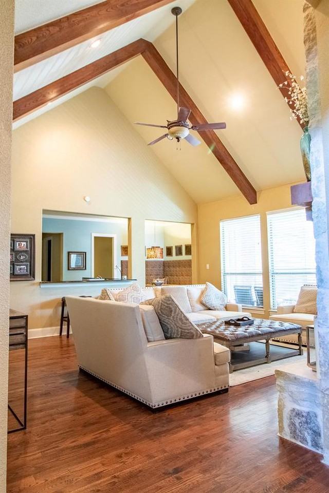 3115 Kimberlee Ln - Photo 2 of 20