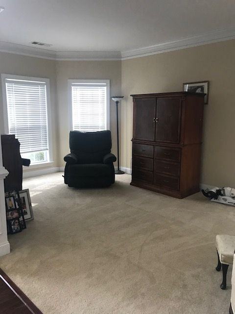 711 Bronze Court - Photo 2 of 19