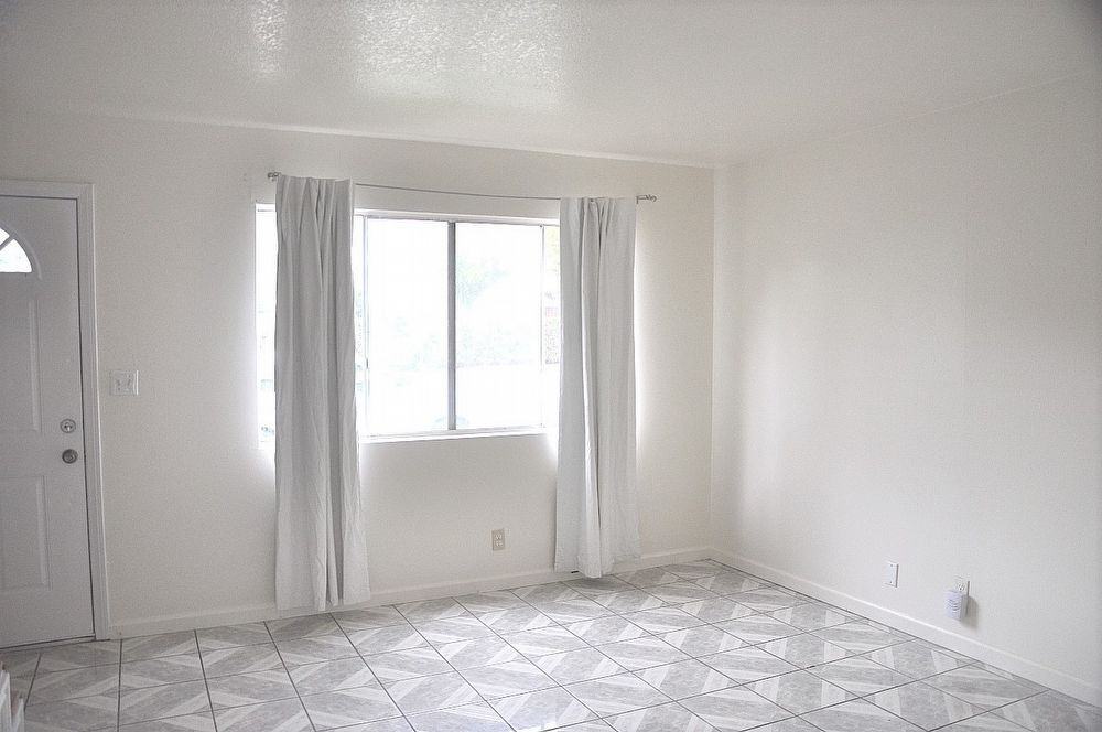 688 E 5th St - Photo 3 of 14