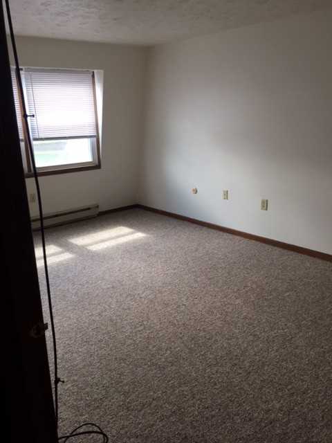 125 Campbell Dr - Photo 2 of 7