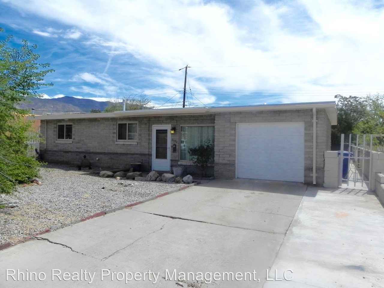 1122 Elizabeth St Ne - Photo 2 of 31