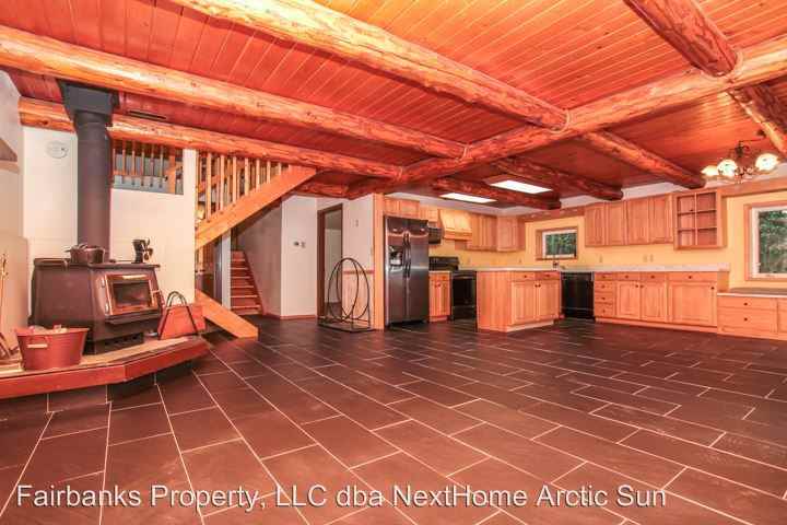 765 Goldstreak Rd - Photo 3 of 20