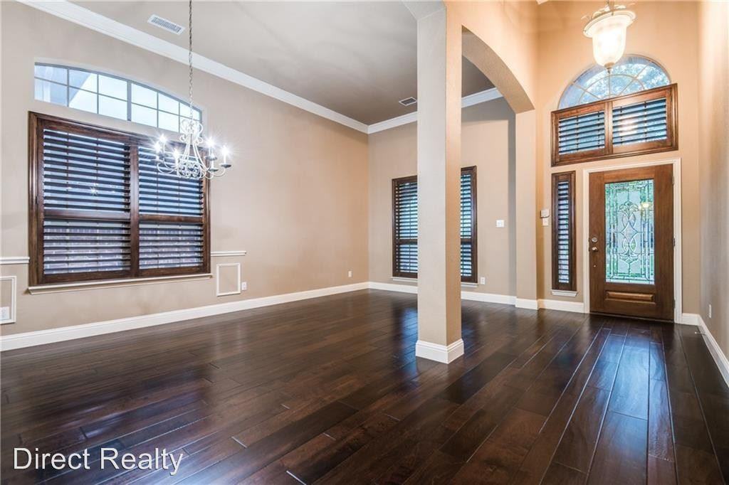 10415 Mateo Trail - Photo 3 of 25