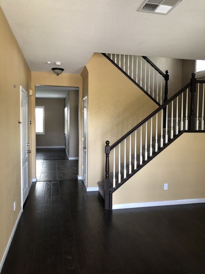 2300 Novi Dr - Photo 3 of 36