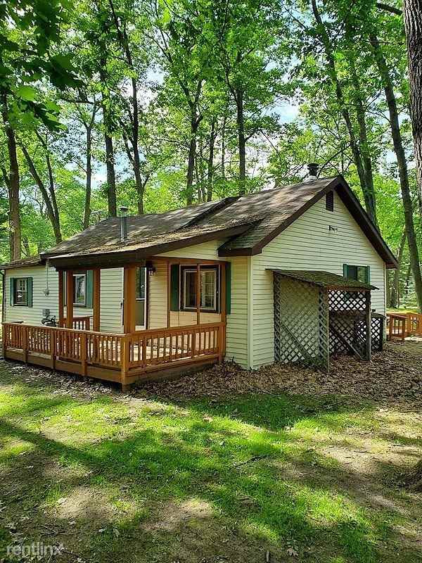 118 Tudor Dr - Photo 2 of 10