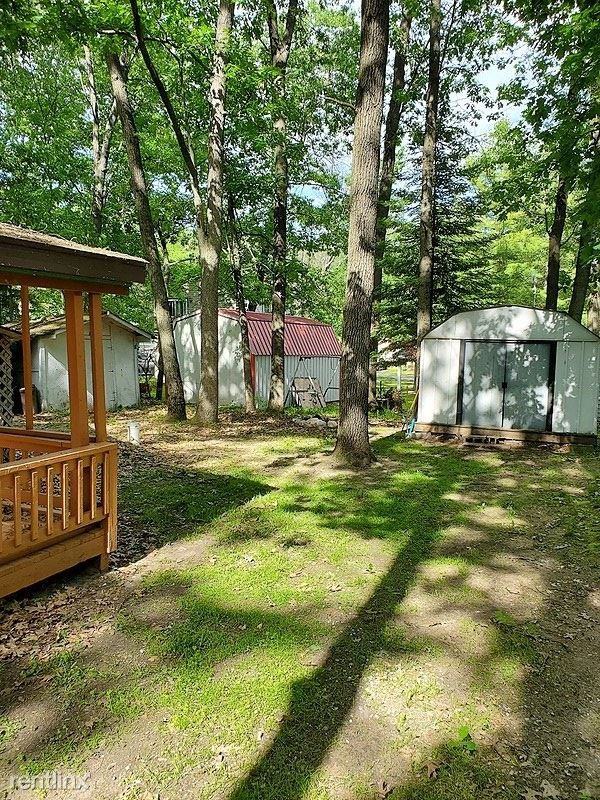 118 Tudor Dr - Photo 3 of 10