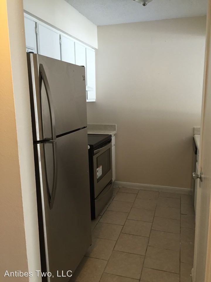 121 - 127 Antibes East - Photo 2 of 4