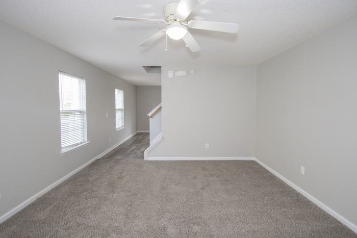 609 Green Pasture Ct - Photo 3 of 8
