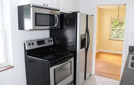 1107 Wilkie Dr - Photo 2 of 4