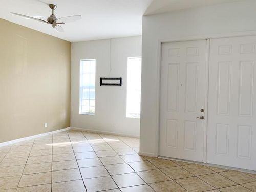 11551 Southwest Glengarry Court - Photo 2 of 8