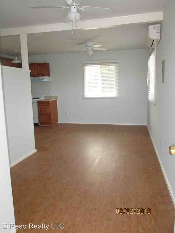 104 Lippse Ln - Photo 2 of 9