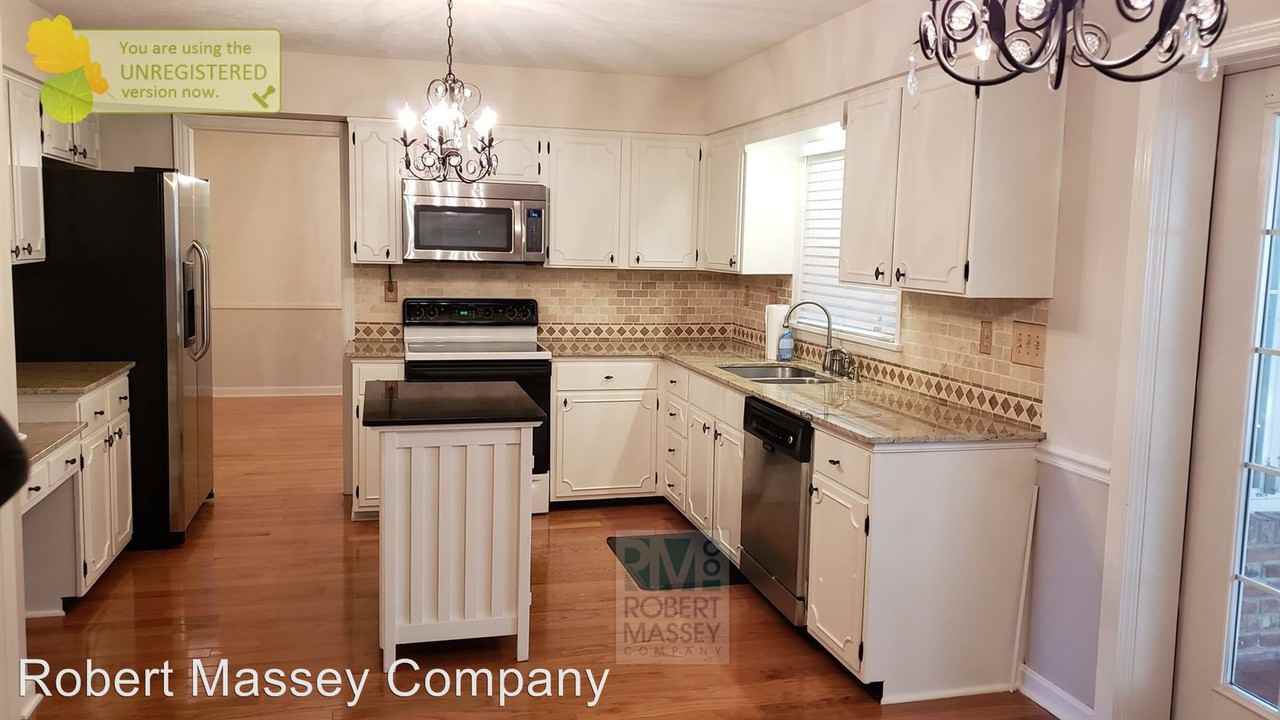 9011 Bingham Dr - Photo 3 of 21