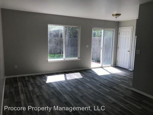 E 39th St - Photo 3 of 7