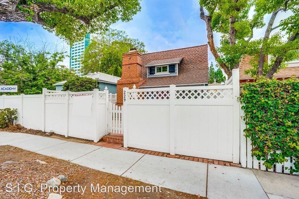 229 N Hollywood Way - Photo 3 of 30