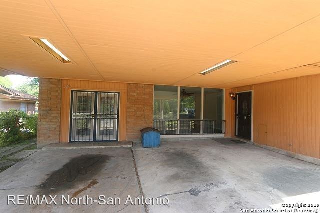 4407 Eisenhauer Rd - Photo 2 of 20