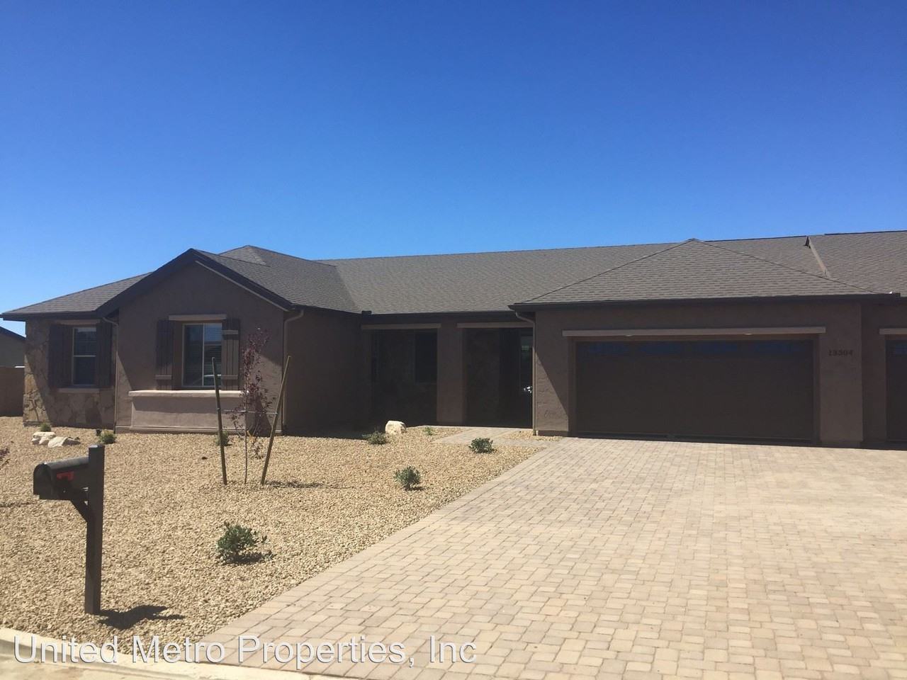 13304 Brokton Ln - Photo 2 of 17