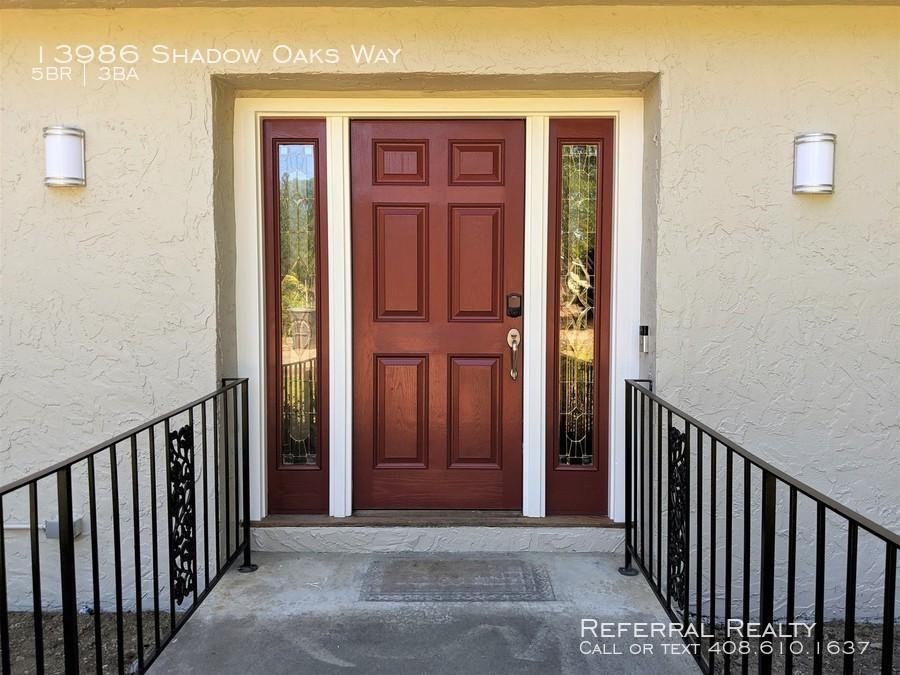 13986 Shadow Oaks Way - Photo 3 of 30