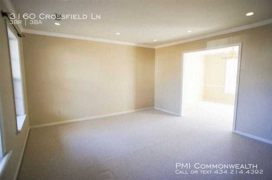3160 Crossfield Ln - Photo 3 of 14