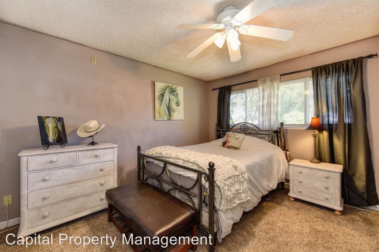 4366 Shorthorn Rd - Photo 2 of 34