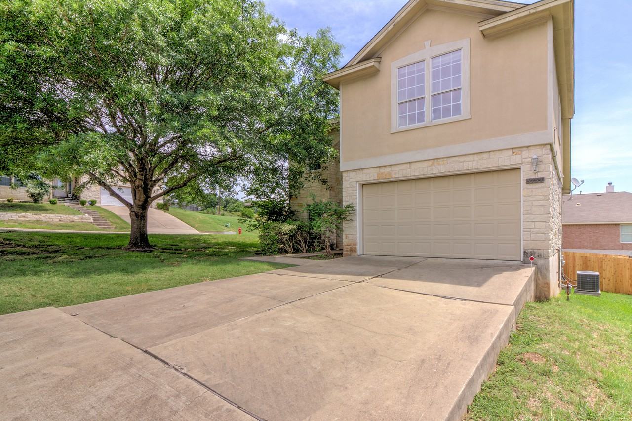 3737 Eagles Nest St - Photo 3 of 36