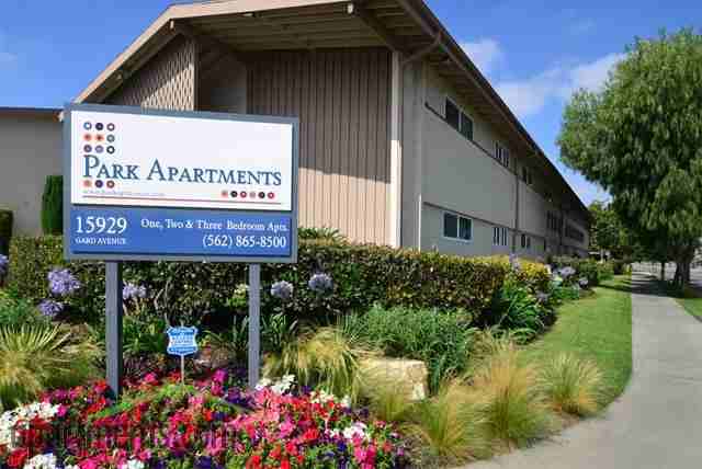 Park Apartments - Photo 2 of 19