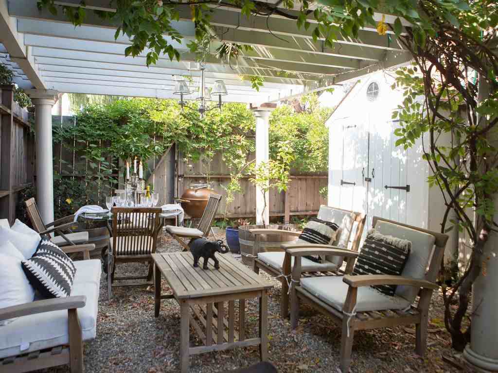 513 Santa Barbara St - Photo 3 of 13