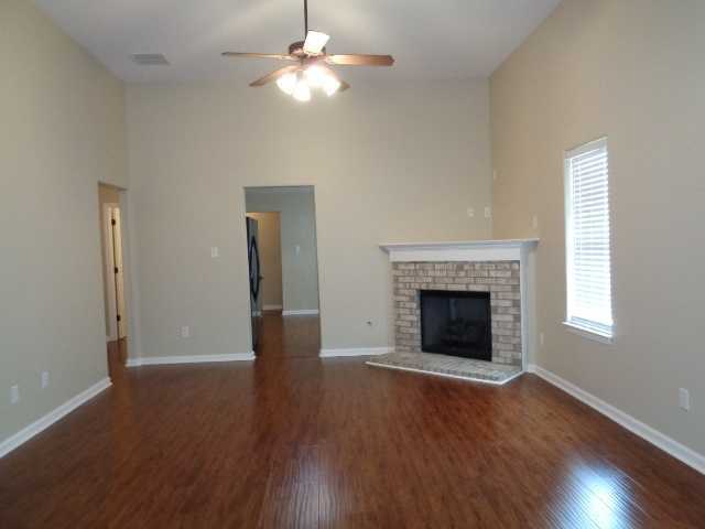 1160 E Cortona Cir - Photo 2 of 9
