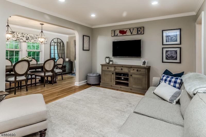 12 Cedar Ln - Photo 2 of 23