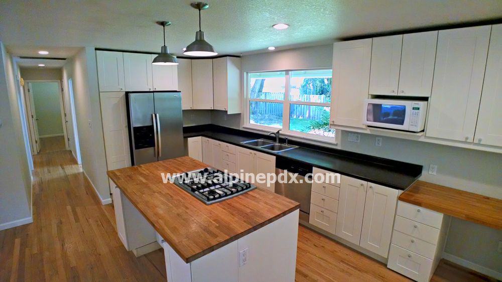 16422 Kimball St - Photo 3 of 32