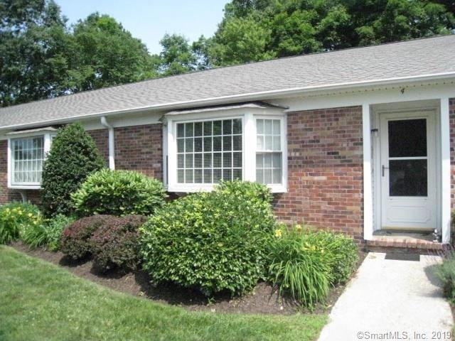 4 Boxwood Dr - Photo 3 of 19