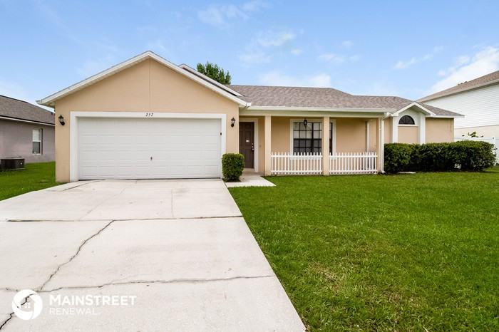 257 Churchill Ct