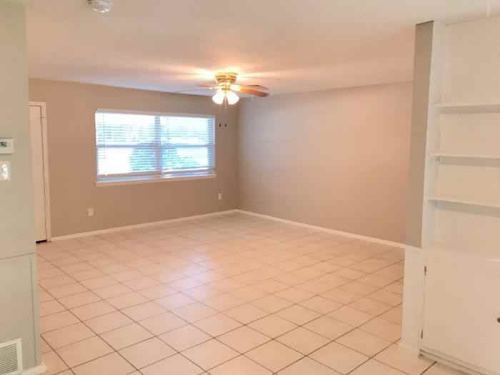 1212 Cavender Dr - Photo 2 of 9