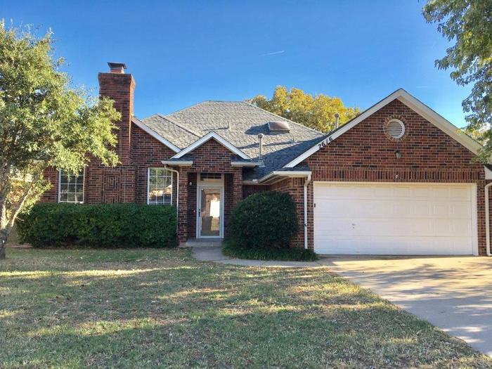 2616 Shady Tree Ln - Photo 2 of 19