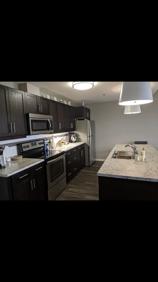 300 Assiniboine Ave - Photo 2 of 7