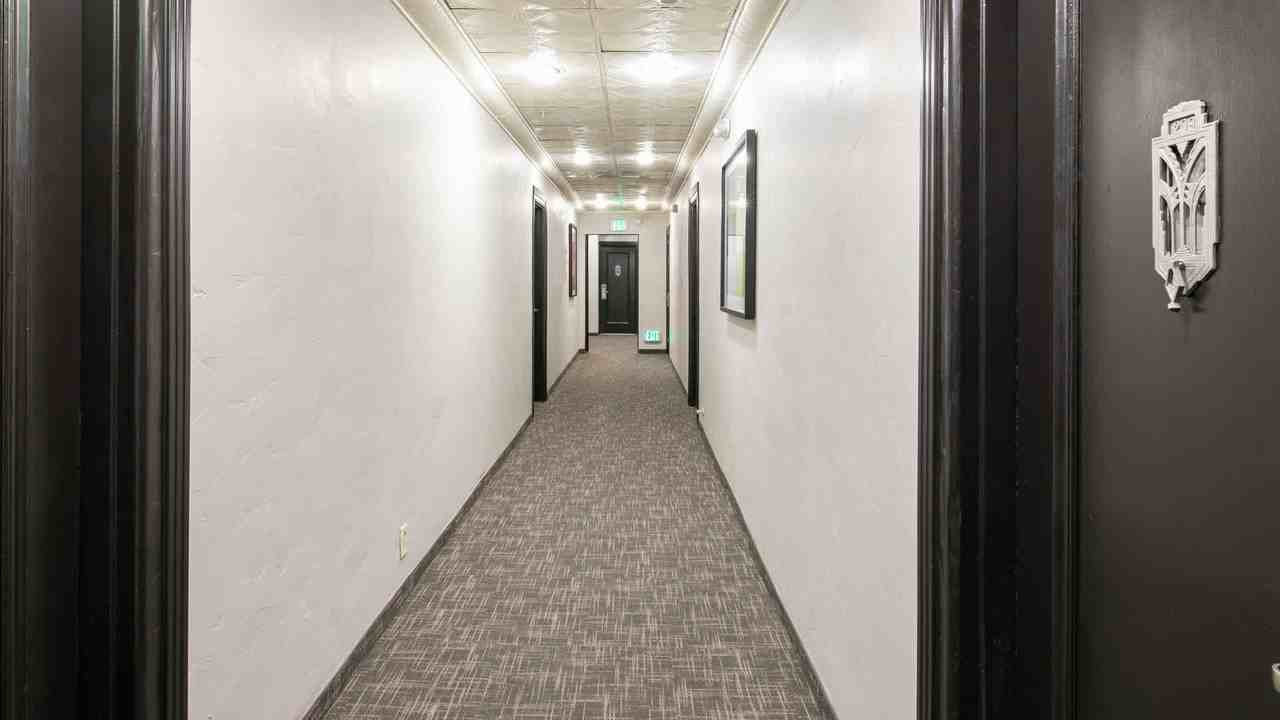 Vintage at 425 Broadway - Photo 6 of 26