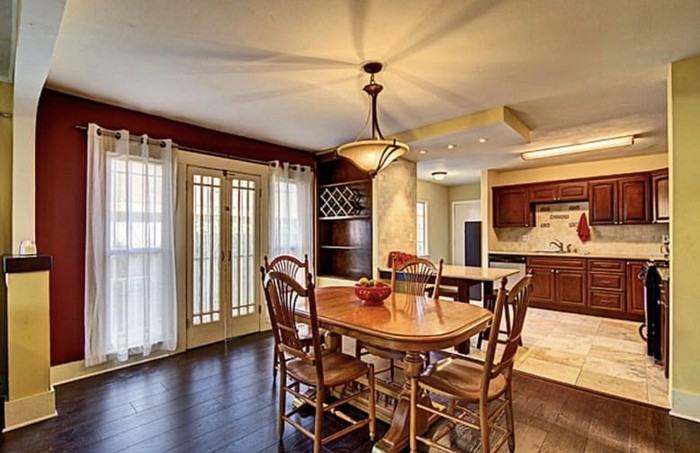 2626 S Longwood Ave - Photo 3 of 38