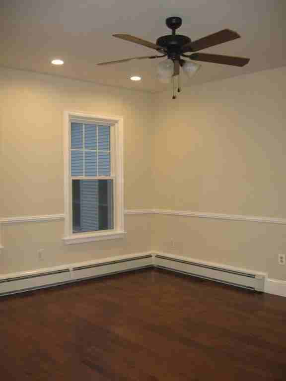 28 Commonwealth Ave #2