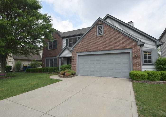 8838 Pine Tree Blvd - Photo 2 of 17