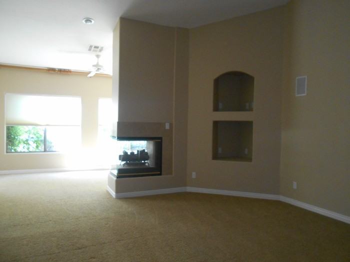 4063 E Fairfield St - Photo 3 of 25