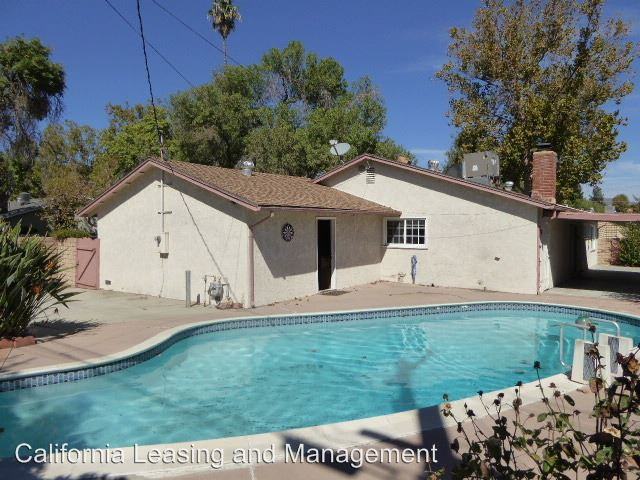 6656 Cleomoore Ave - Photo 2 of 15