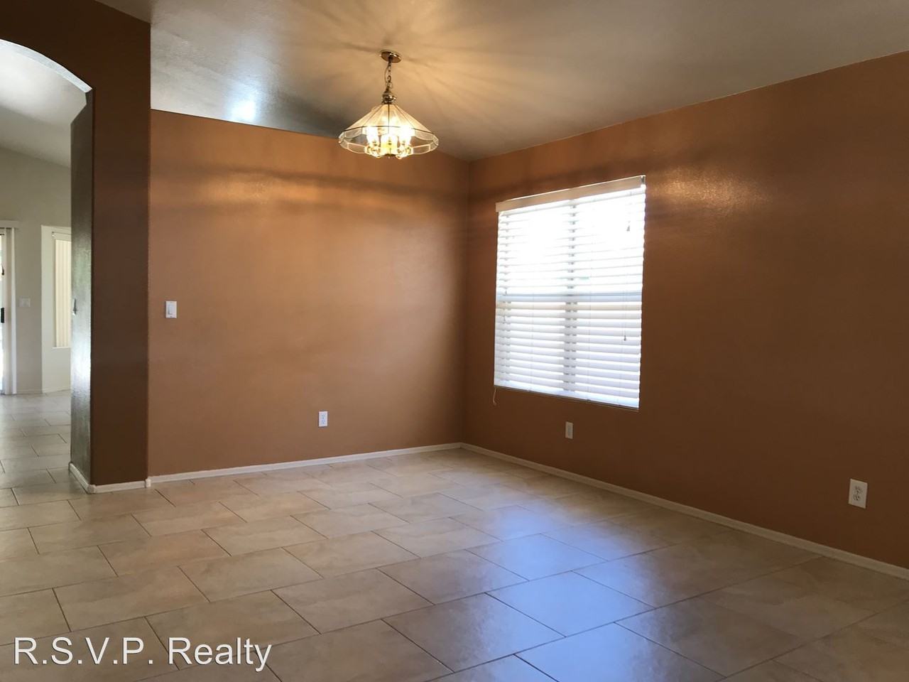 1380 W Maria Ln - Photo 2 of 24