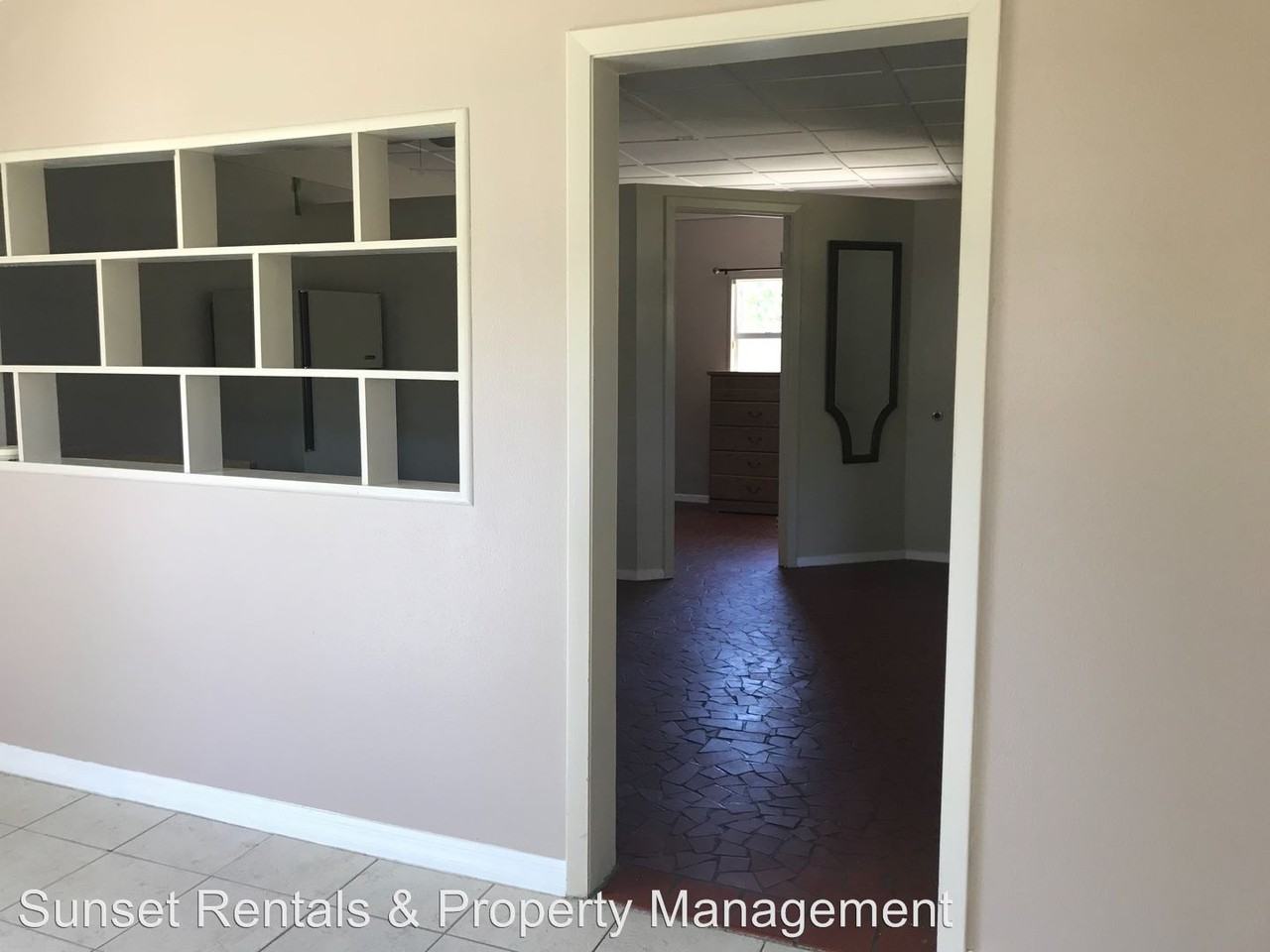 10635 Kim Ln - Photo 3 of 9