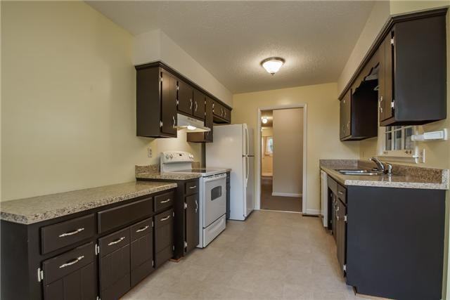 113 Aileen Ct - Photo 2 of 2