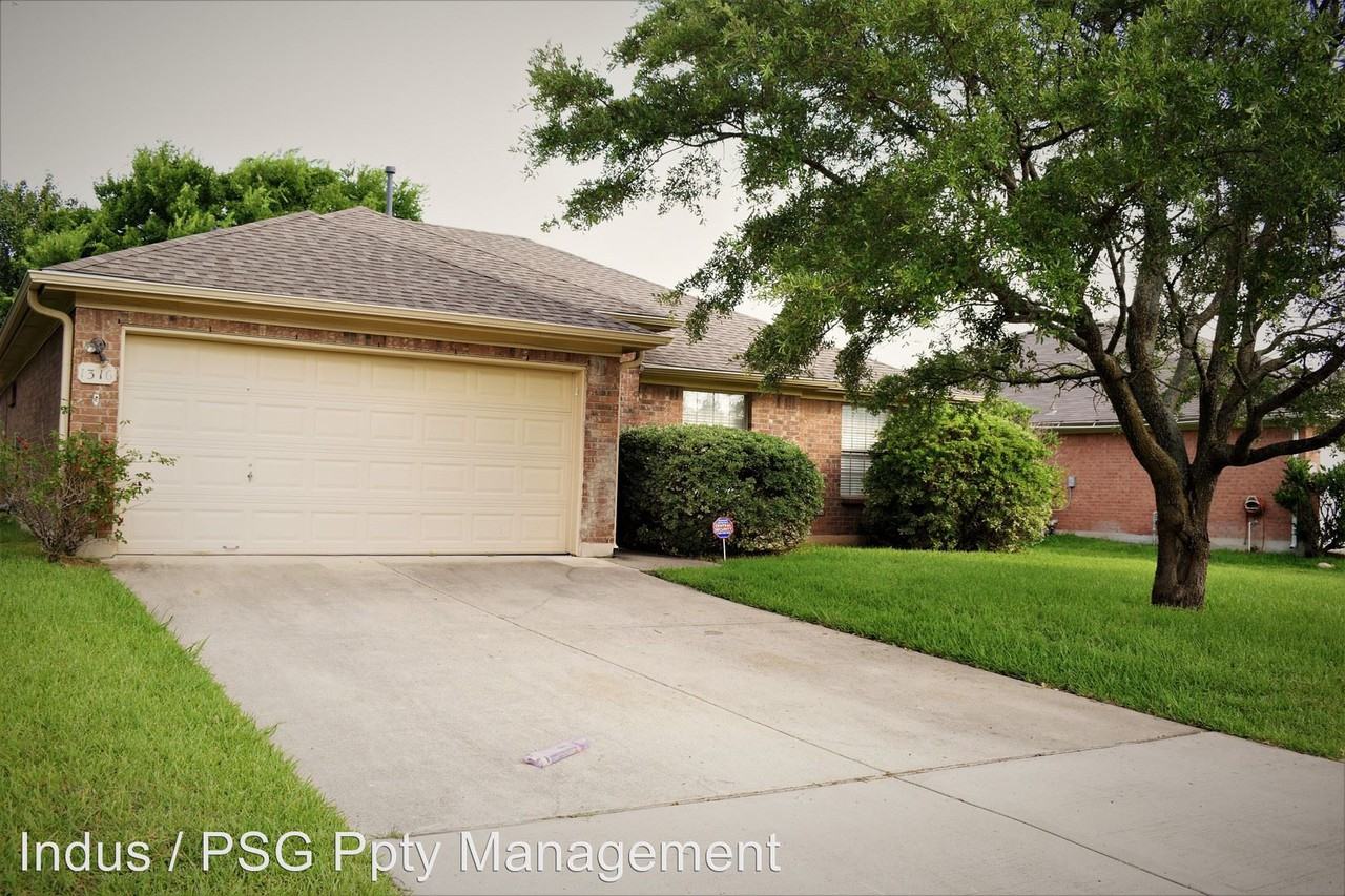 1316 Ashley Dr - Photo 2 of 16