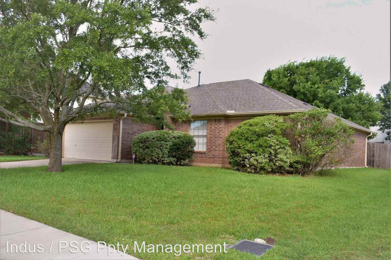 1316 Ashley Dr - Photo 3 of 16